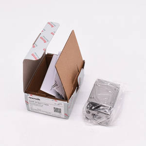 الأصلي دليل خطي Rexroth R162122420 كتلة نقل خطي السكك الحديدية MNR:R162122420 كتلة السكك الحديدية الخطية R1621 20 - Product Image 1