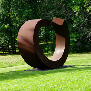 Scultura da Giardino in Metallo per Decorazione Esterna, Cerchio Spezzato in Acciaio Corten Piegato - Product Image 3