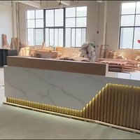 Réception en bois Q208 Business Crafted Texture Modern Esthétique Corporate Office Boutiques Salons Welcome Front Counter