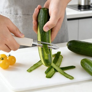 Ensemble d'éplucheurs de fruits et légumes, 5 pièces, outil de cuisine multifonction en acier inoxydable pour éplucher les pommes de terre, le melon et les fruits - Product Image 2