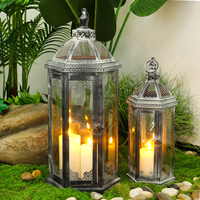 Lot de 2 grandes lanternes à bougies d'extérieur noires, style rétro, pour mariage, Noël, décorations de fêtes, porte-bougie en métal et verre, style marocain