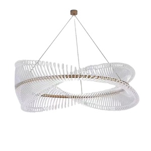 Lámpara de Techo Moderna y Lujosa para Interiores, Elegante Lámpara Colgante con Aros, LED 3000K Blanco Cálido - Product Image 1