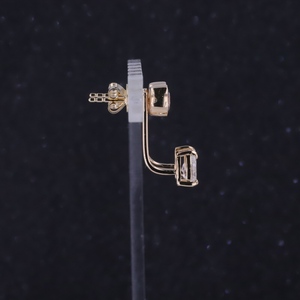 Pendientes de diamantes cultivados en laboratorio con corte de pera en oro amarillo de 10k de Starsgem Custom Jewelry. - Product Image 4