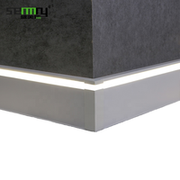 Moderne LED-Leuchtende Fußleisten-Beleuchtung aus Aluminiumlegierung, Langlebig und Wasserbeständig, Bodenbelagszubehör