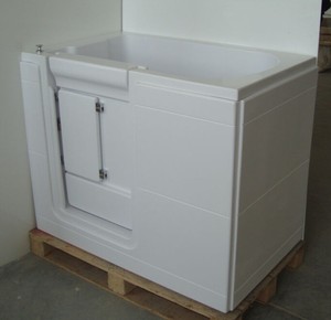 Vasca da Bagno Rettangolare in Acrilico con Apertura Facilitata per Anziani e Disabili, Design Compatto Salvaspazio - Product Image 4