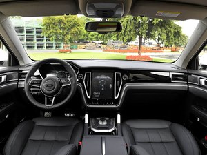 Voitures d'occasion 2017 Zotye T700 LHD Automatique - 1.8T SUV essence fiable, inspection réussie, pièces détachées largement disponibles pour l'Afrique de l'Ouest - Product Image 2