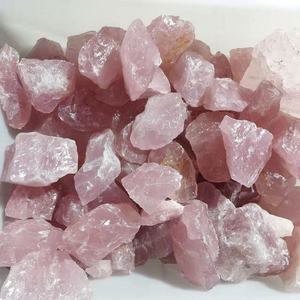 <span class=keywords><strong>Quarzo</strong></span> <span class=keywords><strong>Rosa</strong></span> Naturale di Alta Qualità, Pietra Grezza Curativa, Cristalli Naturali, Pietre Grezze di <span class=keywords><strong>Quarzo</strong></span> <span class=keywords><strong>Rosa</strong></span> - Product Image 2