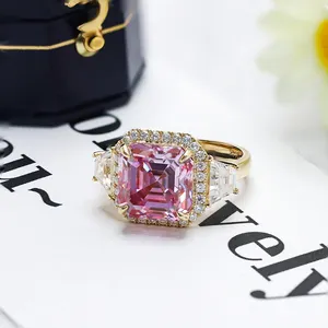 Paston Iced Out 5ct Asscher Pink Color 10k 14k Solid Yellow Gold Moissanite Ring Three Stone Setting Wedding vvs Diamond Jewelry