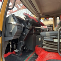 Ucuz Fiyatlı İkinci El STC500 Kamyon Vinci 50 Ton Kaldırma Kapasitesi İyi Durumda Motor Şanzıman Motor Pompası Rulman Gövdesi Dahil