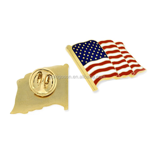 Pin de Solapa de Esmalte Duro con Bandera de la República Dominicana y Baño de Oro - Souvenirs al por Mayor de la Bandera Nacional de República Dominicana - Product Image 4