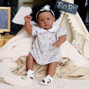 <span class=keywords><strong>Poupée</strong></span> réaliste reborn avec cheveux bouclés, robe florale et accessoires – <span class=keywords><strong>Poupée</strong></span> nouveau-né réaliste pour <span class=keywords><strong>collection</strong></span> et jeu d'enfants - Product Image 3