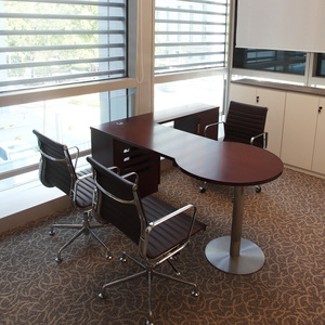 Thiết Kế Hiện Đại Mới Đơn Giản Bàn Văn Phòng Bằng Gỗ Rắn Quản Lý Thương Mại/Ông Chủ Bàn Tiếp Tân Máy Tính Xách Tay Customized Green Material - Product Image 1