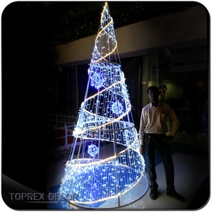 Grand arbre de Noël lumineux à structure métallique robuste, en forme de spirale, étanche pour l'extérieur, idéal pour la décoration des centres commerciaux et des rues en période de fêtes - Product Image 4