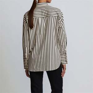 Nueva camisa de manga larga personalizada de primavera para mujer, camisas a rayas con botones y logotipo personalizado para mujer - Product Image 2