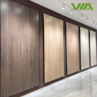 Panel Dinding PVC Marmer Abu-Abu Tua 3D UV Print High Gloss Tahan Air Peredam Suara untuk Latar Belakang TV Penggunaan Rumah Tangga Desain Modern
