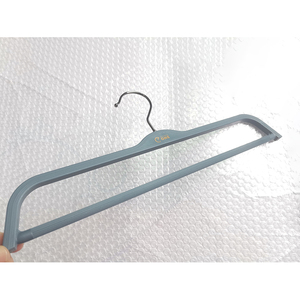 Colgador <span class=keywords><strong>de</strong></span> manta <span class=keywords><strong>de</strong></span> toalla <span class=keywords><strong>de</strong></span> plástico Flexible <span class=keywords><strong>de</strong></span> JASMINE, solución <span class=keywords><strong>de</strong></span> exhibición práctica para tienda <span class=keywords><strong>de</strong></span> ropa, armario, baño, diseño funcional - Product Image 4