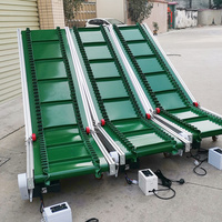 Convoyeur à bande PVC avec cadre en acier inoxydable personnalisable en usine pour le transport fluide de matériaux de rebut légers