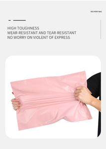Buste di Spedizione in Polietilene Riciclato Impermeabili Rosa Chiaro di Lusso con Logo Personalizzato per Imballaggio Scarpe - Product Image 4