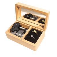 Yiyu Best-seller Boîte à musique en bois personnalisable pour demande en mariage, design tendance, forme rectangulaire, 8 mélodies, 30 secondes de son, Sky City