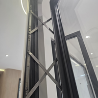 Ventanas exteriores modernas de aluminio con aislamiento térmico, correderas, negras, de piso a techo, con vidrio de una sola capa, de diseño personalizado y eficiencia energética.