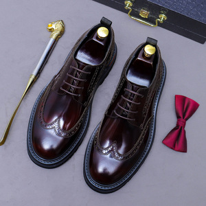 Chaussures habillées de luxe pour hommes, élégantes et tendance, grandes tailles, pour les affaires et les mariages, en cuir véritable - Product Image 1