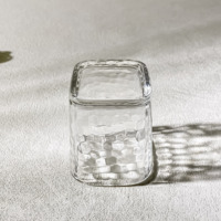 Verre à whisky carré transparent à texture martelée pour les boissons alcoolisées, bar, vaisselle classique pour la maison et l'hôtellerie