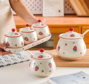 Diseño personalizado de diferentes tamaños de cerámica <span class=keywords><strong>azucarero</strong></span> aceite pimienta <span class=keywords><strong>salero</strong></span> con cuchara - Product Image 1