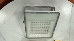 50 Wát màu trắng 10-30V DC <span class=keywords><strong>LED</strong></span> <span class=keywords><strong>Flood</strong></span> <span class=keywords><strong>Light</strong></span> với ống kính chip công viên hồ bơi IP66 phản xạ câu cá chiếu sáng - Product Image 5