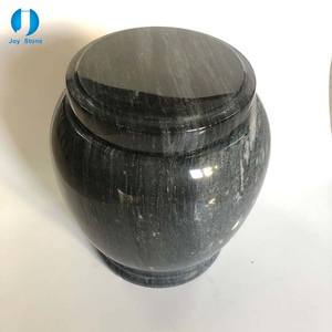 En gros Petit Sculpté L'homme Urne Funéraire - Product Image 2