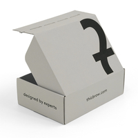 Boîtes d'expédition à bande déchirable imprimées personnalisées, boîte postale en carton ondulé gris avec logo sur mesure pour l'expédition de produits de beauté et de vêtements