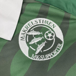 Uniforme de fútbol informal de sublimación verde con logotipo bordado personalizado - Product Image 5
