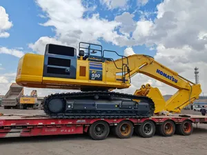 Excavadora de cadenas Komatsu PC550LC-11M0 con ROPS, suspensión de alta rigidez presurizada, cabina con aire acondicionado LCD y sistema Komtrax inteligente. - Product Image 1