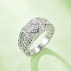 Anillo de Diamante Moissanite de Plata de Ley S925 con Selección de Color D para Hombre y Mujer, Anillo de Compromiso y Boda, Personalizable - Product Image 2