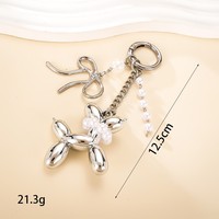 Porte-clés breloque de sac plaqué argent, motif chien ballon mignon et pendentif cœur, avec chaîne, pour décoration de sac à main femme, vente en gros