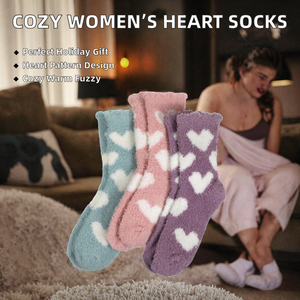 Chaussettes douces pour femmes, chaussettes en chenille à motif cœur, épaisses et chaudes, chaussettes de sommeil d'hiver - Product Image 2