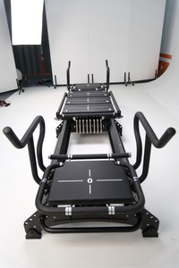 เมกาโปรโปร เมกาโปร โปร อลูมิเนียม ฟอร์เมอร์ รุ่นใหม่ ปี 2025 โออีเอ็ม เมกาเร โปรเฟสชั่นแนล คลาสสิค โยคะ เตียงแกนอะลูมิเนียมสีดำ - Product Image 3