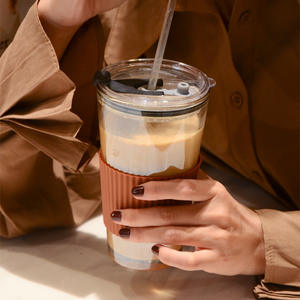 Emballage créatif en silicone Couvercles en verre réutilisables pour café infusé à froid avec pailles - Product Image 2