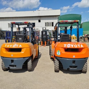 Carretilla elevadora Toyota de 5 toneladas usada de alta calidad en buenas condiciones Carretilla elevadora de 50 ruedas con componentes de núcleo de motor y bomba Precio bajo - Product Image 3
