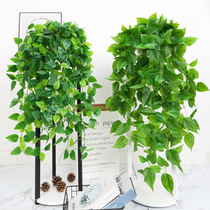 Ces années fugitives Plante artificielle de Pothos en vigne 30cm-100cm, Vigne de soie verte pour décoration intérieure et arrangement floral - Product Image 3