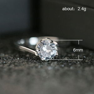 Anello Classico a Sei Punte con Zirconi, Gioiello Scintillante da Donna per Fidanzamento, Uso Quotidiano e Regalo - Product Image 5