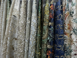 Tissu de canapé en velours luxueux brodé - Matériel de rembourrage haut de gamme - Product Image 2