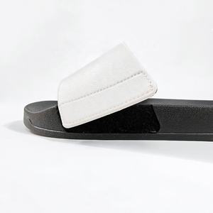 Claquettes personnalisées en PVC pour homme et femme, avec dessus interchangeable, lanières amovibles, logo personnalisé, antidérapantes, tendance mode - Product Image 4