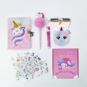 プリンセス女の子用ポータブルファブリックカバーユニコーンダイアリーセット6ピース秘密のジャーナルロックとキーキット付きぬいぐるみノート - Product Image 1