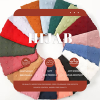 Écharpe Hijab en mousseline de soie à carreaux avec boule de poils Jacquard femmes musulmanes châle doux longue écharpe Hijabs femmes musulmanes
