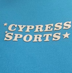 Etiqueta de ropa suave lavable Parche de hierro Logotipo de silicona Relieve Logotipos de transferencia de calor elevados Etiquetas de ropa de silicona 3D - Product Image 2