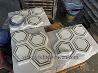 Mosaïque de marbre blanc Calacatta en forme d'hexagone classique, jet d'eau, pour la décoration de hall d'hôtel en extérieur