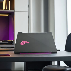 华硕ROG Strix Scar 2 I7-8750H GTX 1060 (6G) 16G 512G 15.5英寸二手学生游戏笔记本电脑热卖 - Product Image 2