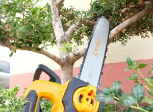 Vente en gros <span class=keywords><strong>de</strong></span> barres <span class=keywords><strong>de</strong></span> guidage <span class=keywords><strong>de</strong></span> tronçonneuse galvanisées à chaud <span class=keywords><strong>de</strong></span> haute qualité pas <span class=keywords><strong>de</strong></span> 3/8 14 pouces <span class=keywords><strong>50</strong></span> sections 050 pièces <span class=keywords><strong>de</strong></span> rechange pour scie à chaîne à plaque <span class=keywords><strong>de</strong></span> guidage - Product Image 4