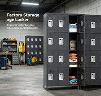 Armoire de rangement verrouillable multi-compartiments en acier, adaptée à une utilisation dans les salles de sport, les écoles et les usines pour le stockage d'objets.