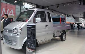 Liste de prix <span class=keywords><strong>dfsk</strong></span> <span class=keywords><strong>k01h</strong></span> dongfeng gaz 2.3m mini boîte de transport à plat camion camionetas - Product Image 2